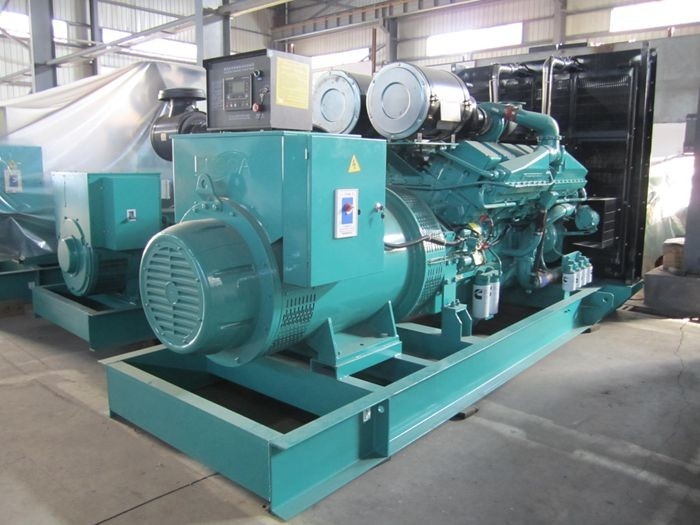 SHX  Industrial Diesel Powered Generator Sets 800KW / 1000KVA With Cummins Engine